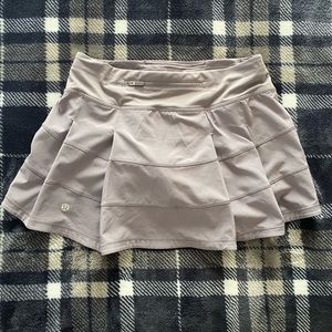 Lululemon skirt Size 4 regular